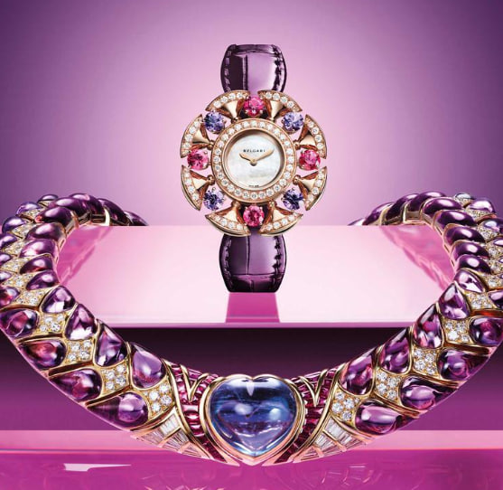 Jam Tangan Barang Kemas